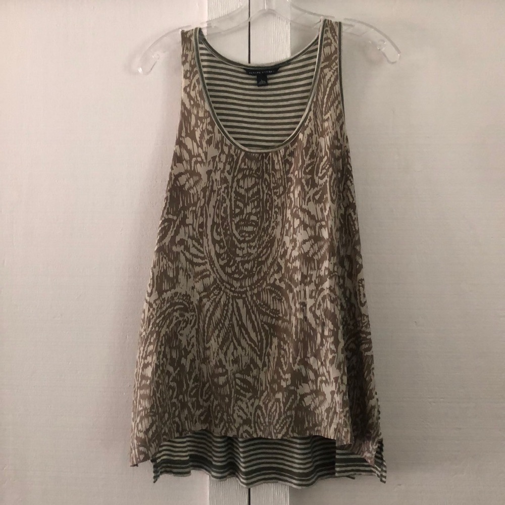Green printed sleeveless two tone tank